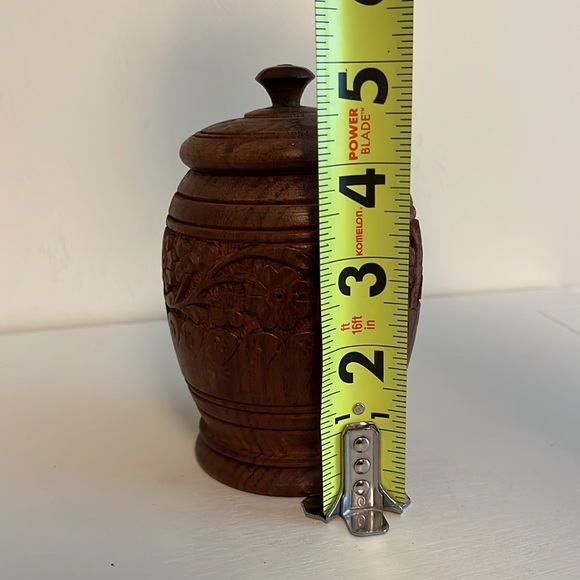 Vintage Hand Carved Teak Sheesham Wooden Lidded Spice Trinket Storage Jar - Picture 9 of 10